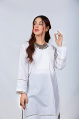 White plain Kurta with Lace & Chikankari